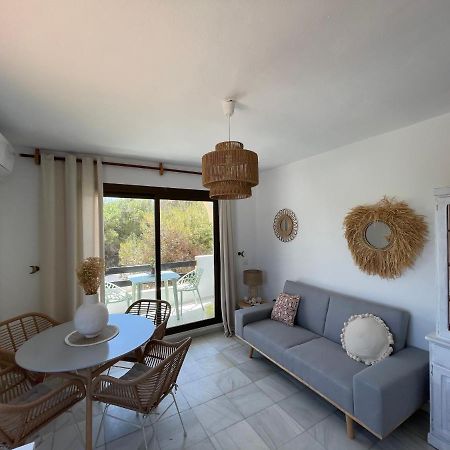 Bella Lilia Apartment เอสปุญอลส์ ภายนอก รูปภาพ